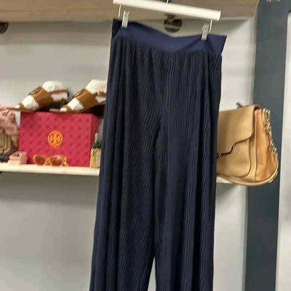 Anthropologie Pleated Wide Leg Pants Palazzo Pant Navy Size Medium NWT - Picture 5 of 7